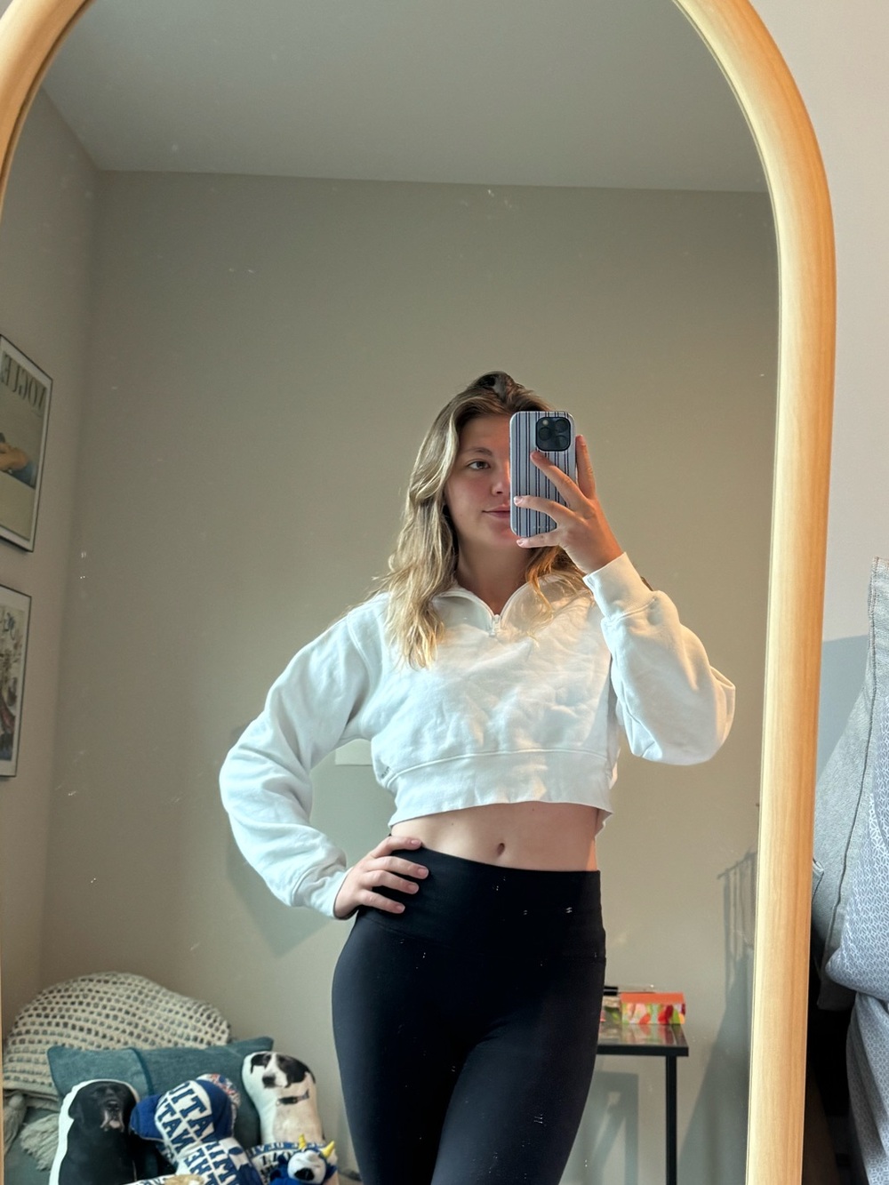 Aritzia White Cropped Crewneck Sweater